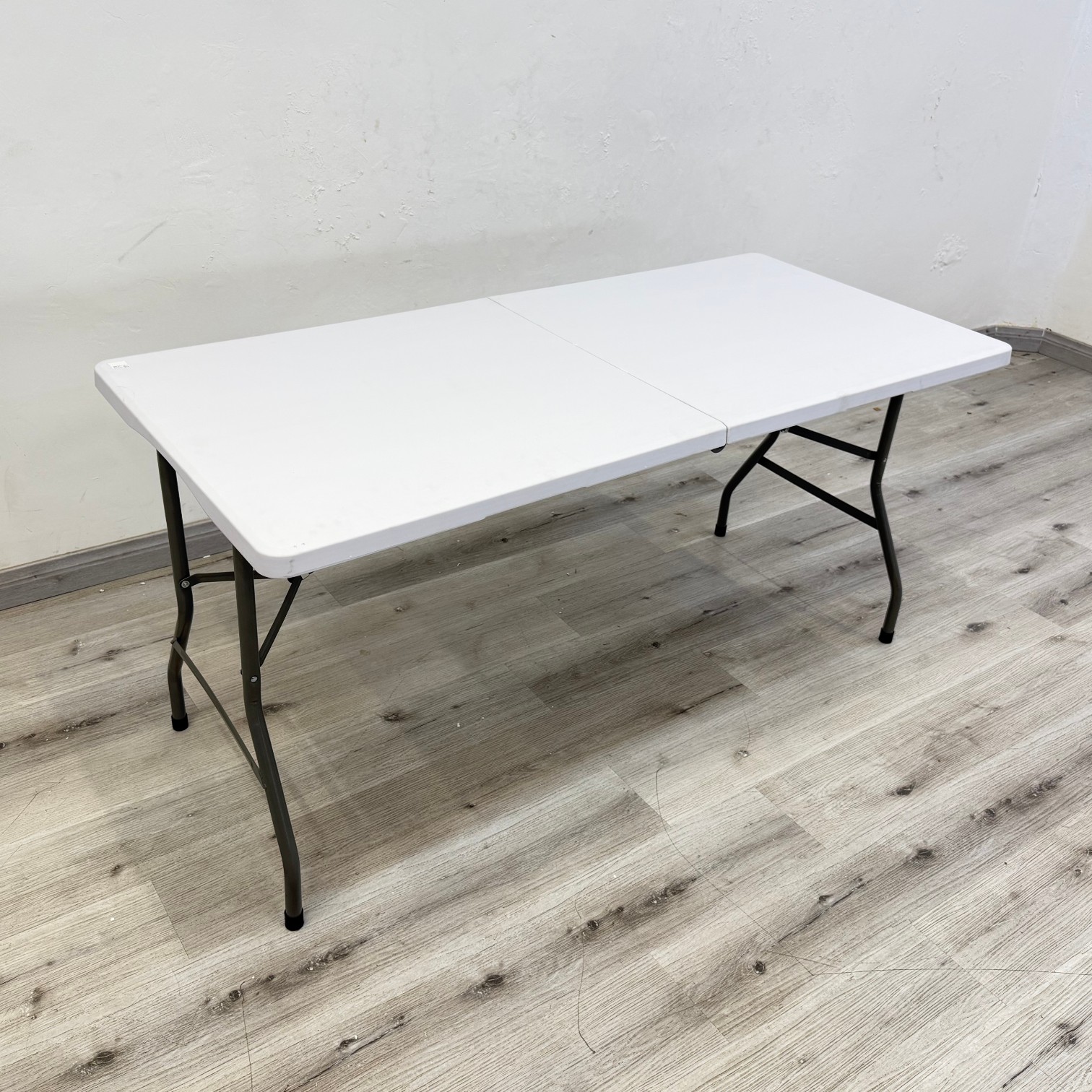 Parker Outdoor Folding Table