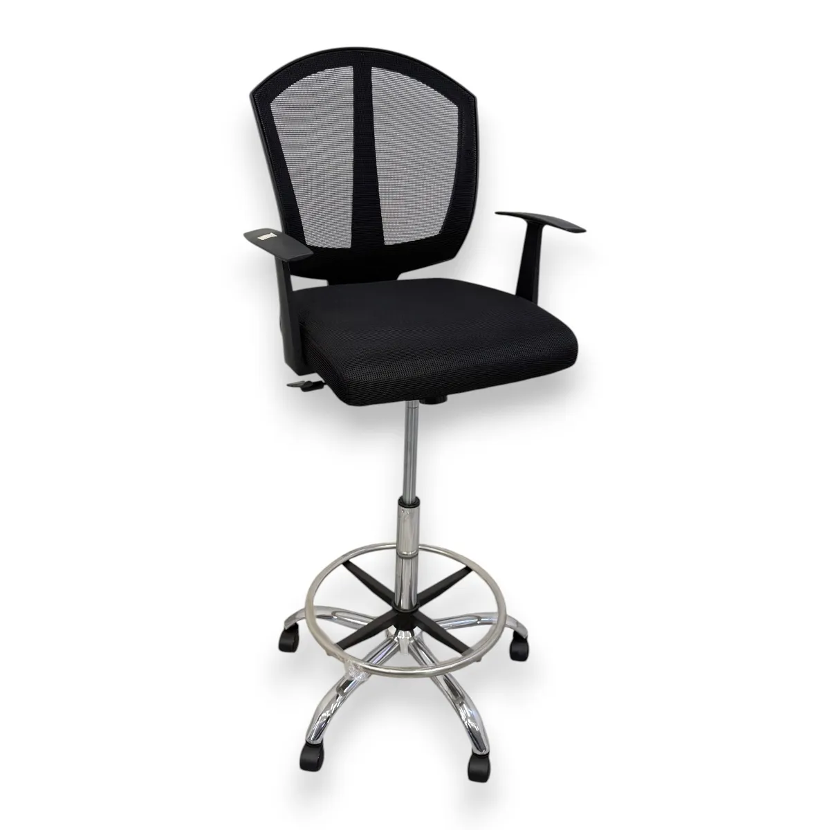 Elevate Mesh Reception Chair
