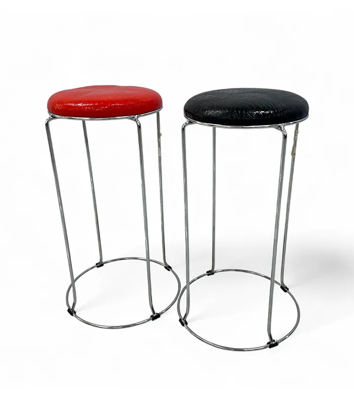 STOOL (30-4)